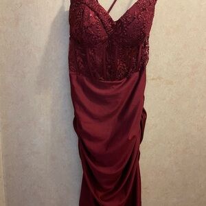 Windsor Wine Gown